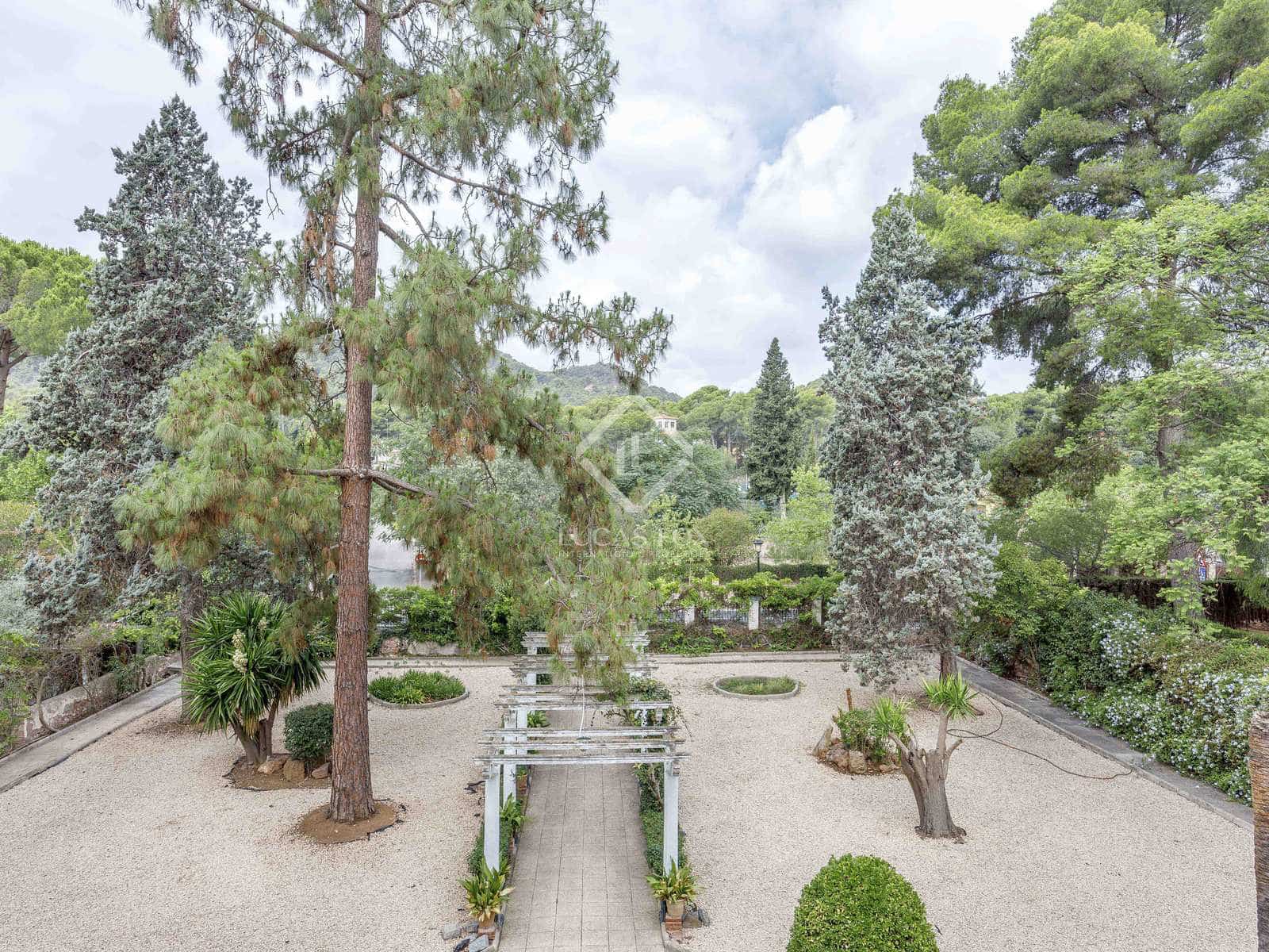 9 bedroom Villa for sale in Naquera with pool garage - € 1,300,000 (Ref: 7798152)