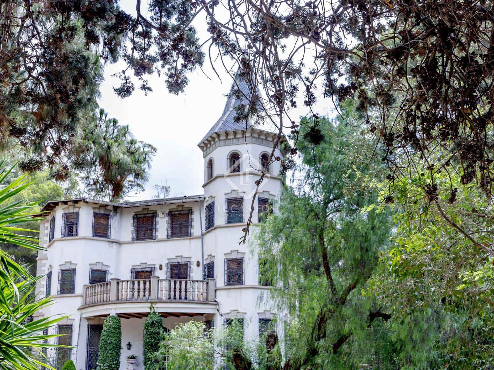 9 bedroom Villa for sale in Naquera with pool garage - € 1,300,000 (Ref: 7798152)