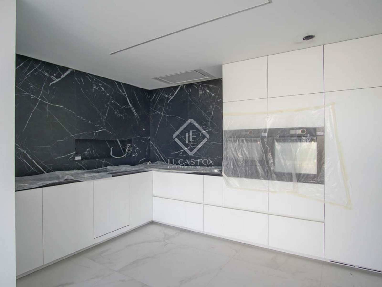 5 bedroom Villa for sale in Altea with pool garage - € 2,500,000 (Ref: 7800712)