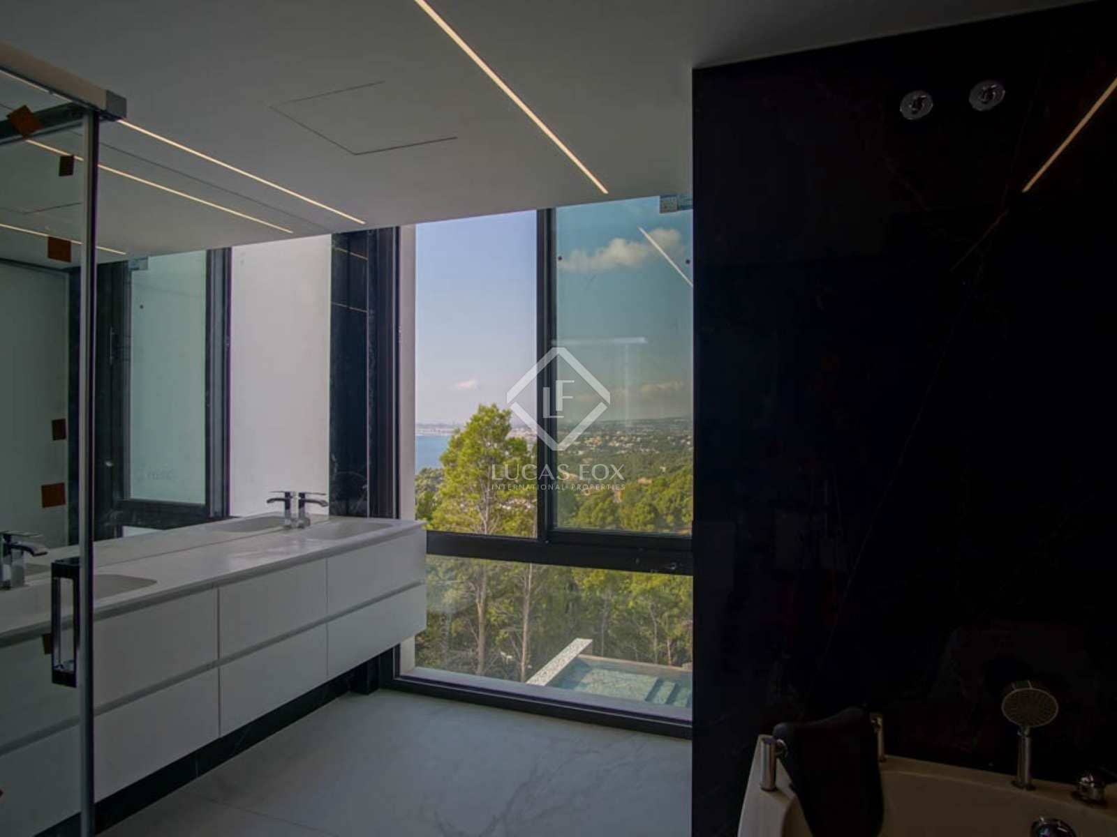 5 bedroom Villa for sale in Altea with pool garage - € 2,500,000 (Ref: 7800712)