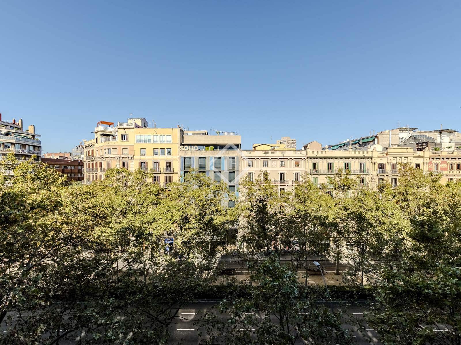3 slaapkamer Appartement te koop in Barcelona stad - € 829.000 (Ref: 7800714)