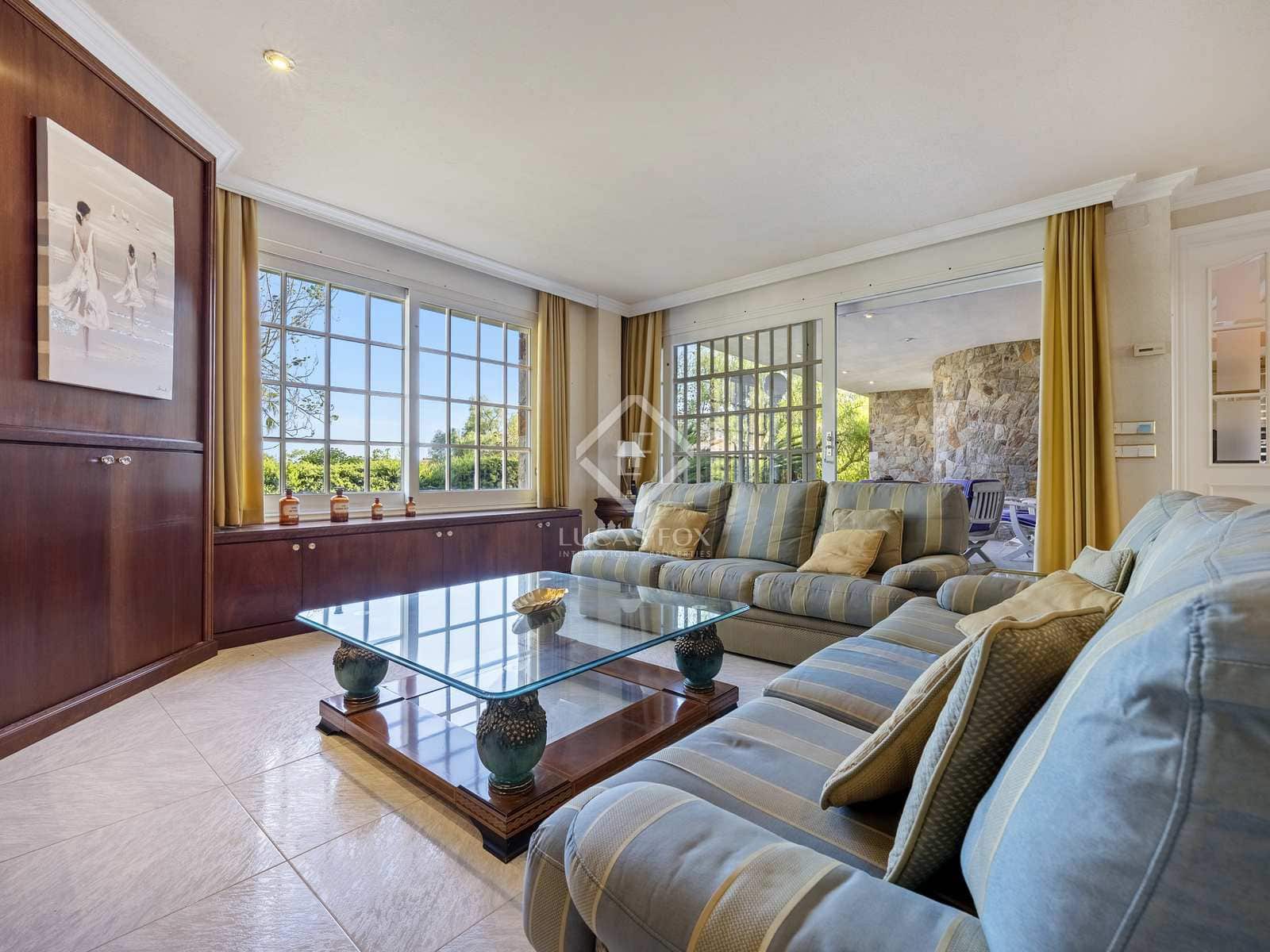 5 soveværelse Villa til salg i Tarragona by med swimmingpool garage - € 1.075.000 (Ref: 7808132)