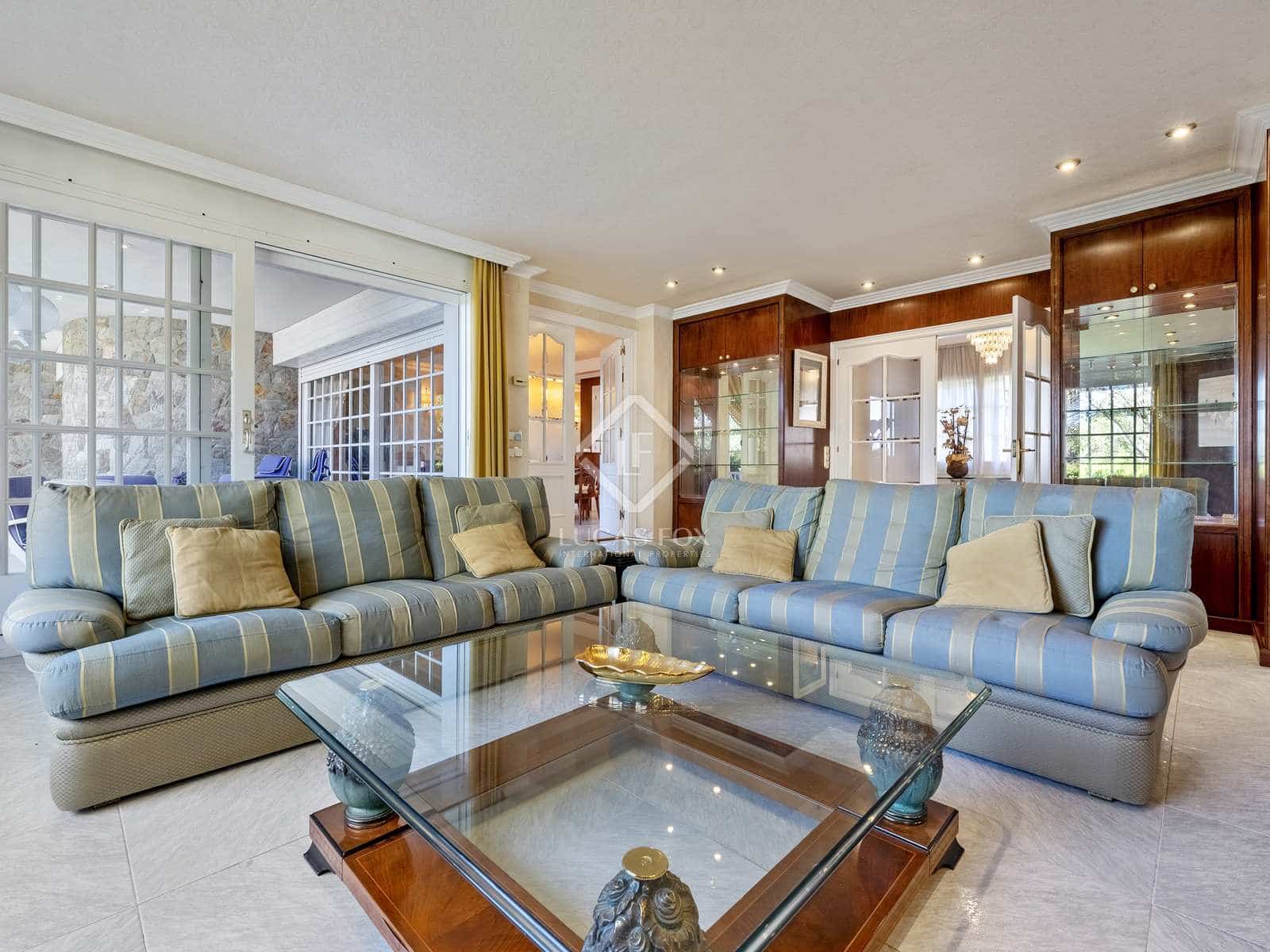 5 soveværelse Villa til salg i Tarragona by med swimmingpool garage - € 1.075.000 (Ref: 7808132)