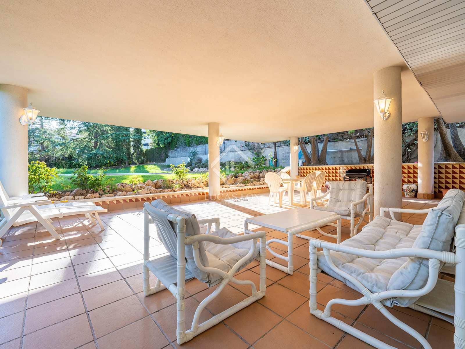 5 soveværelse Villa til salg i Tarragona by med swimmingpool garage - € 1.075.000 (Ref: 7808132)