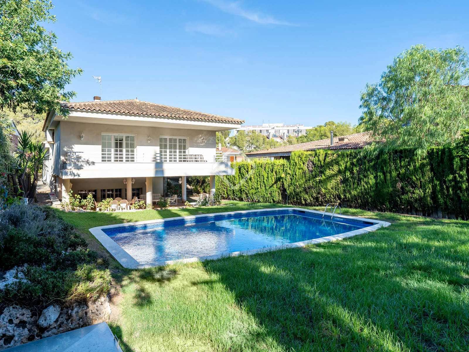 5 soveværelse Villa til salg i Tarragona by med swimmingpool garage - € 1.075.000 (Ref: 7808132)