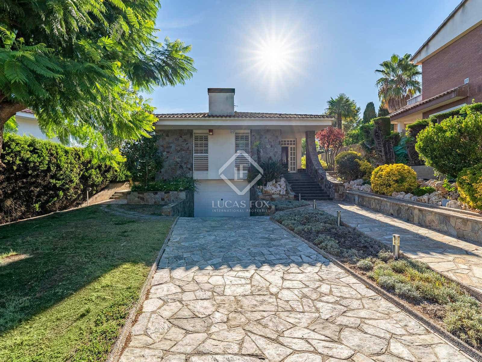 5 soveværelse Villa til salg i Tarragona by med swimmingpool garage - € 1.075.000 (Ref: 7808132)