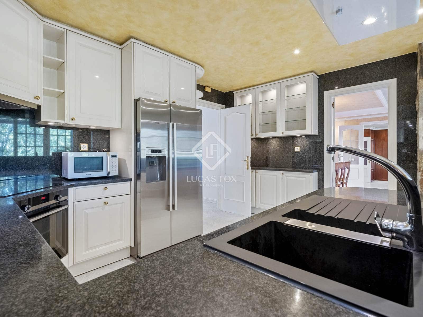 5 soveværelse Villa til salg i Tarragona by med swimmingpool garage - € 1.075.000 (Ref: 7808132)