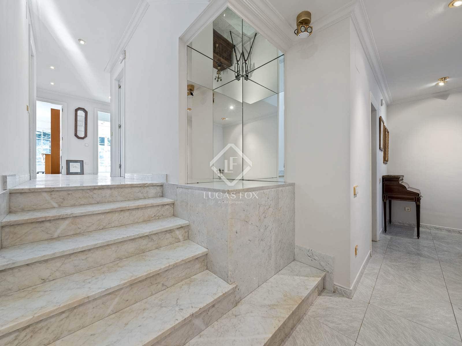 5 soveværelse Villa til salg i Tarragona by med swimmingpool garage - € 1.075.000 (Ref: 7808132)