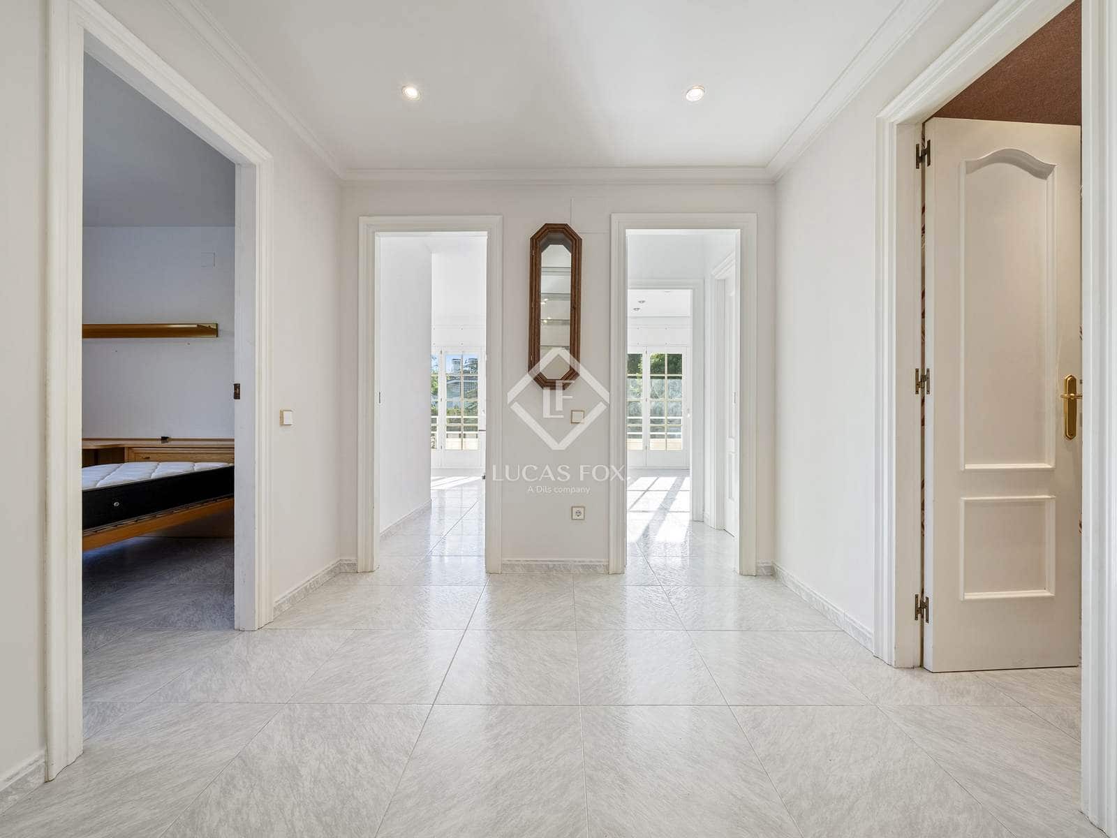 5 soveværelse Villa til salg i Tarragona by med swimmingpool garage - € 1.075.000 (Ref: 7808132)