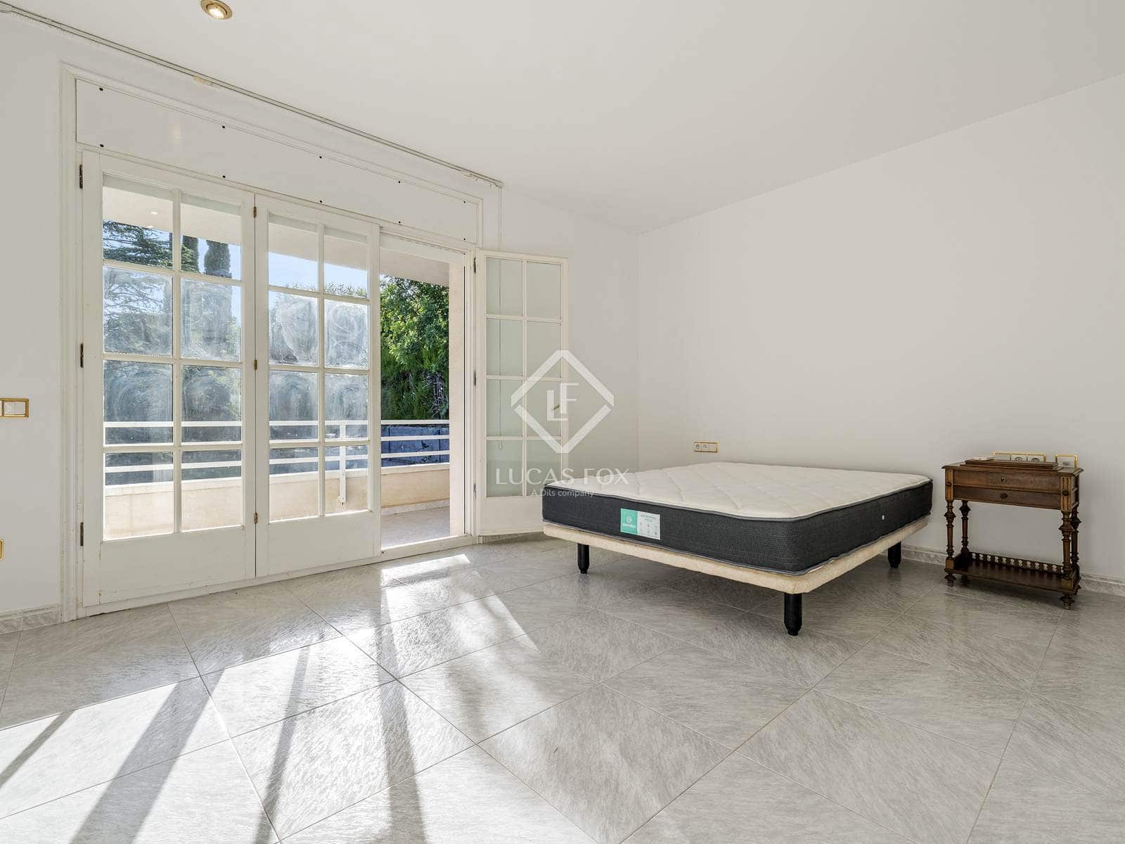 5 soveværelse Villa til salg i Tarragona by med swimmingpool garage - € 1.075.000 (Ref: 7808132)