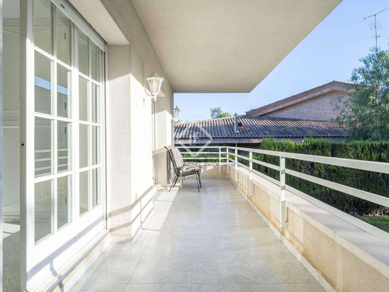 5 soveværelse Villa til salg i Tarragona by med swimmingpool garage - € 1.075.000 (Ref: 7808132)