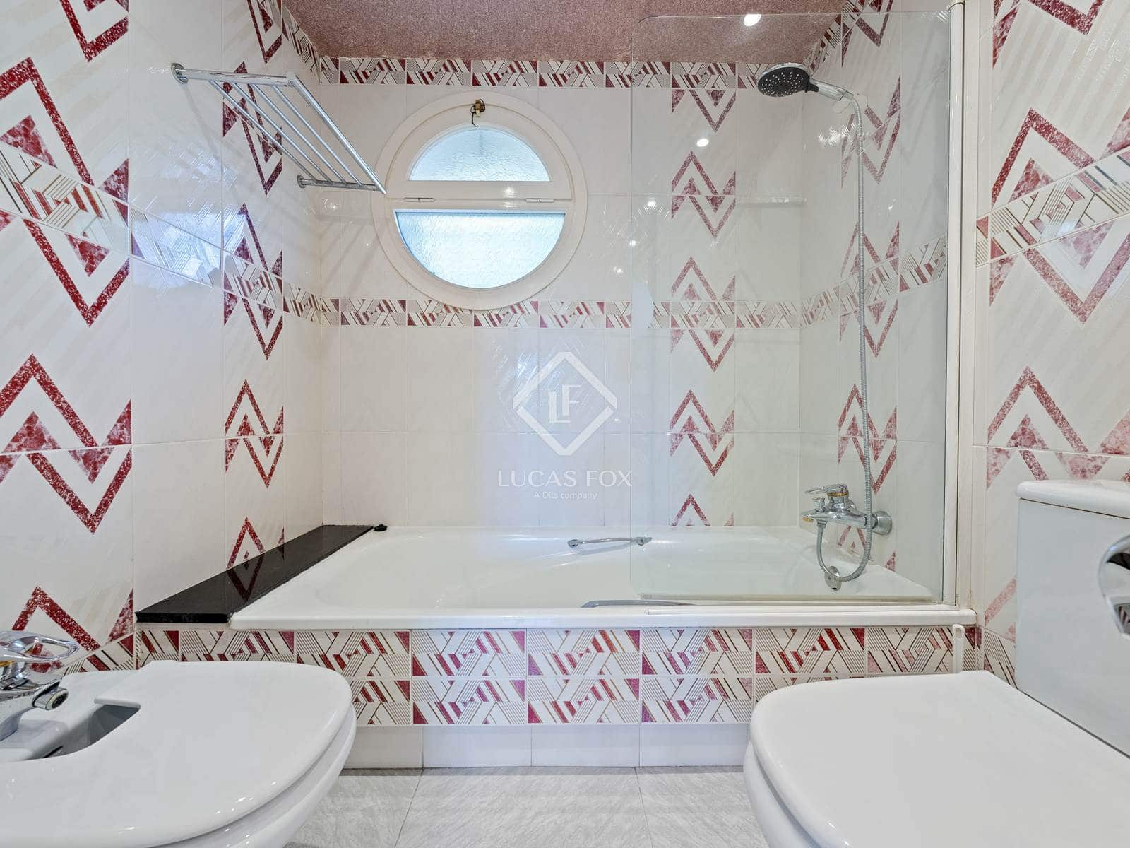 5 soveværelse Villa til salg i Tarragona by med swimmingpool garage - € 1.075.000 (Ref: 7808132)