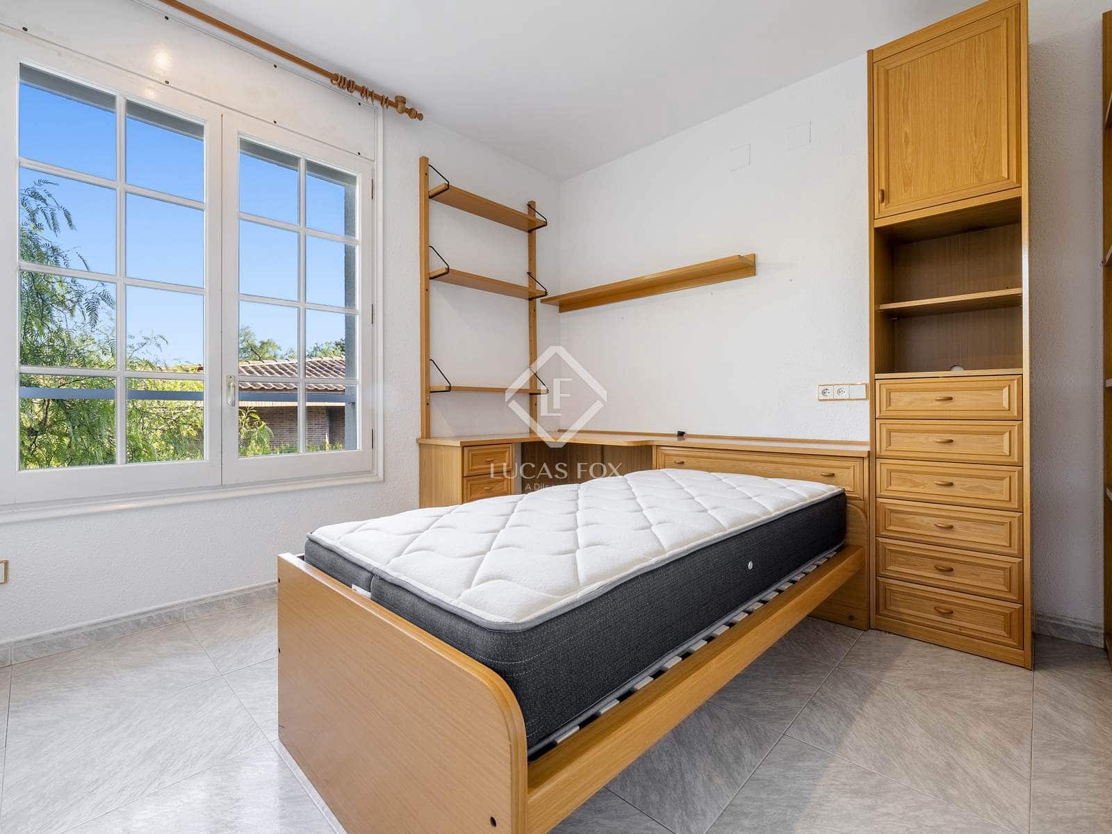 5 soveværelse Villa til salg i Tarragona by med swimmingpool garage - € 1.075.000 (Ref: 7808132)