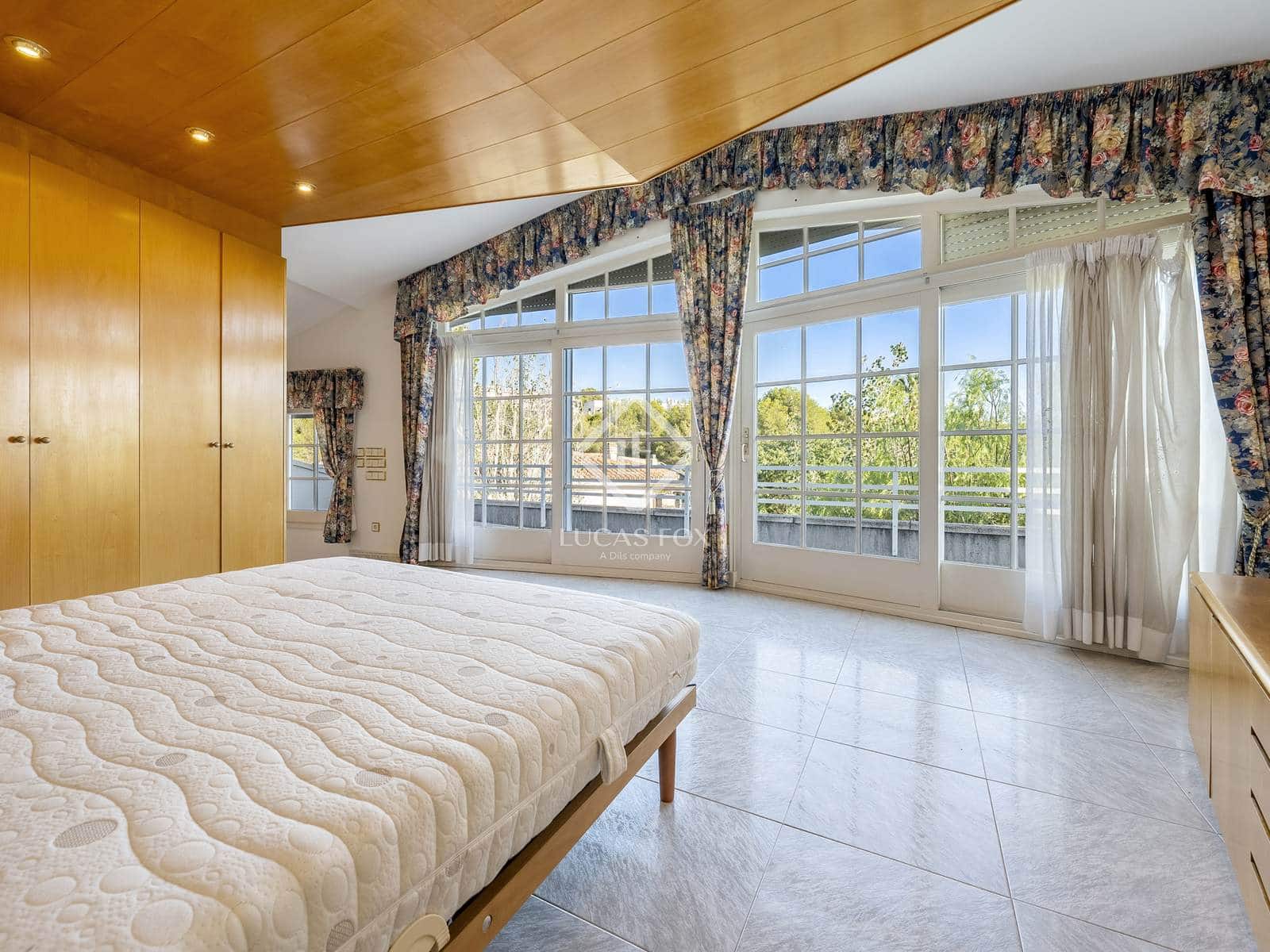 5 soveværelse Villa til salg i Tarragona by med swimmingpool garage - € 1.075.000 (Ref: 7808132)