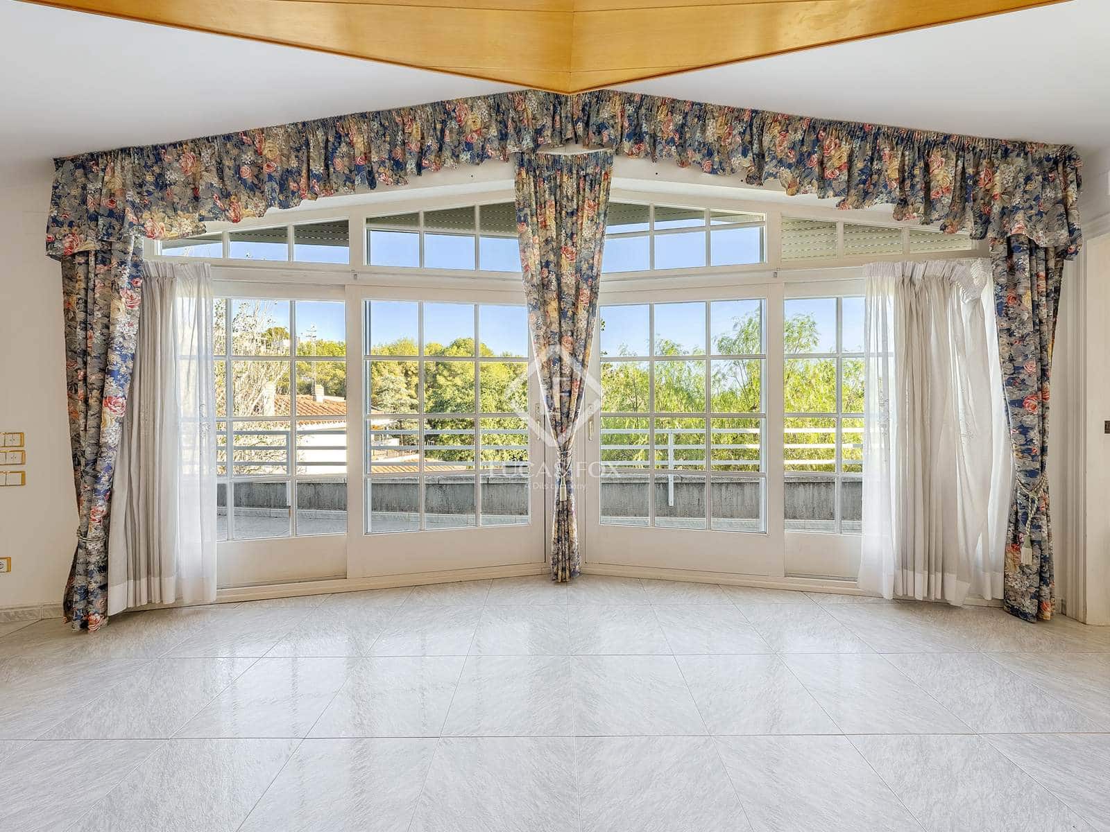 5 soveværelse Villa til salg i Tarragona by med swimmingpool garage - € 1.075.000 (Ref: 7808132)