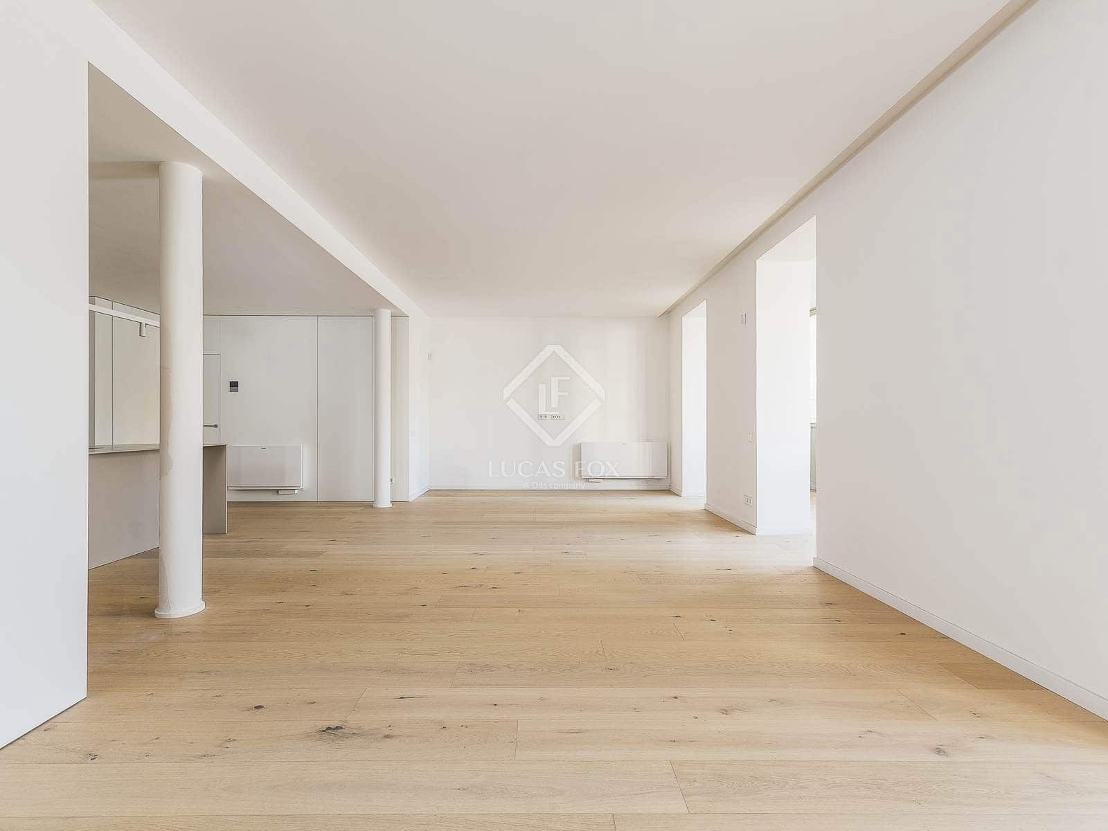 2 slaapkamer Appartement te koop in Barcelona stad - € 1.890.000 (Ref: 7816515)