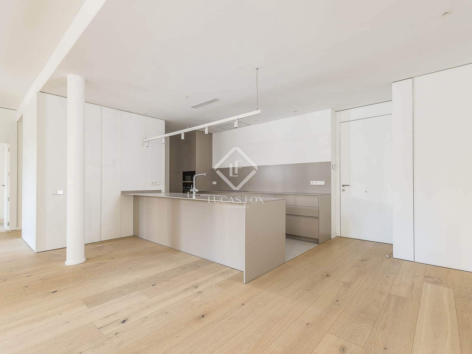 2 slaapkamer Appartement te koop in Barcelona stad - € 1.890.000 (Ref: 7816515)