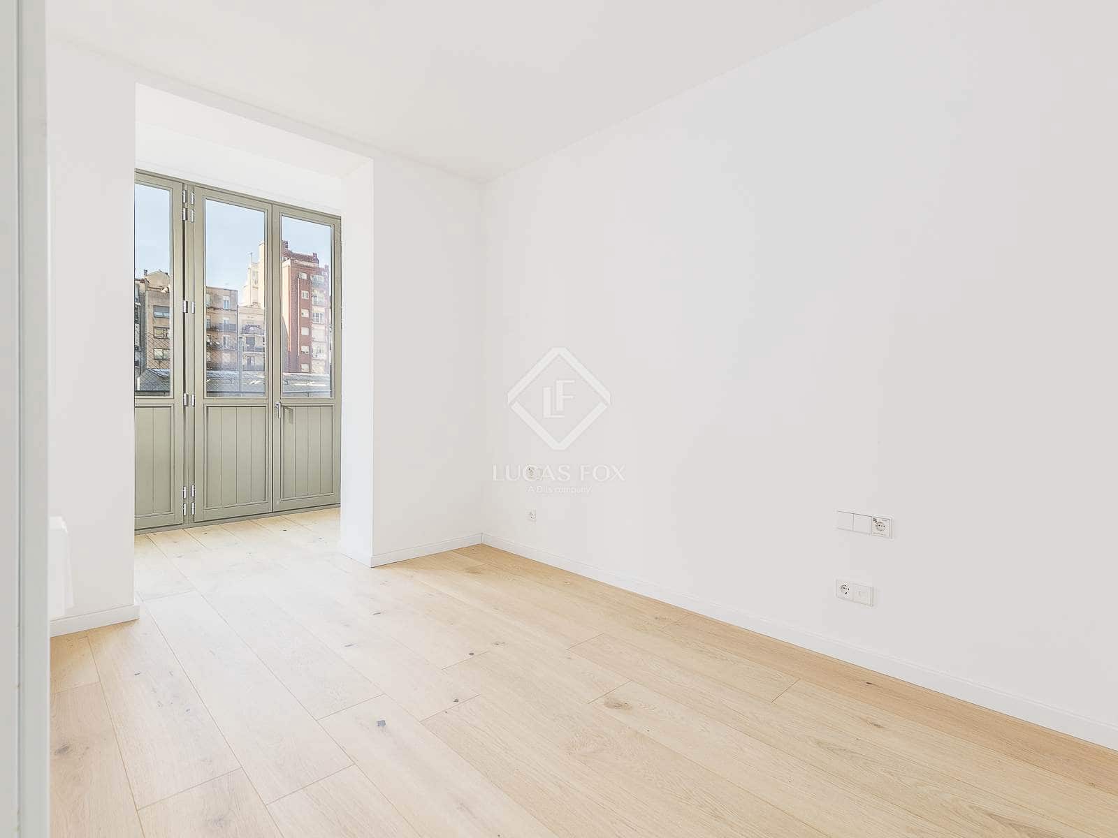 2 slaapkamer Appartement te koop in Barcelona stad - € 1.890.000 (Ref: 7816515)