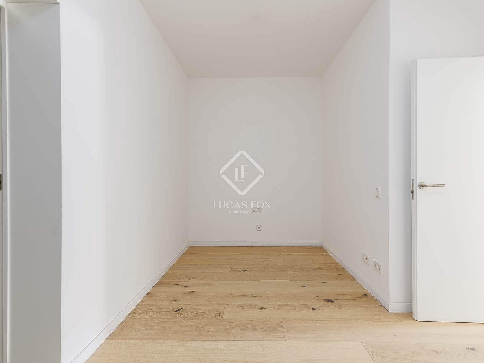 2 slaapkamer Appartement te koop in Barcelona stad - € 1.890.000 (Ref: 7816515)