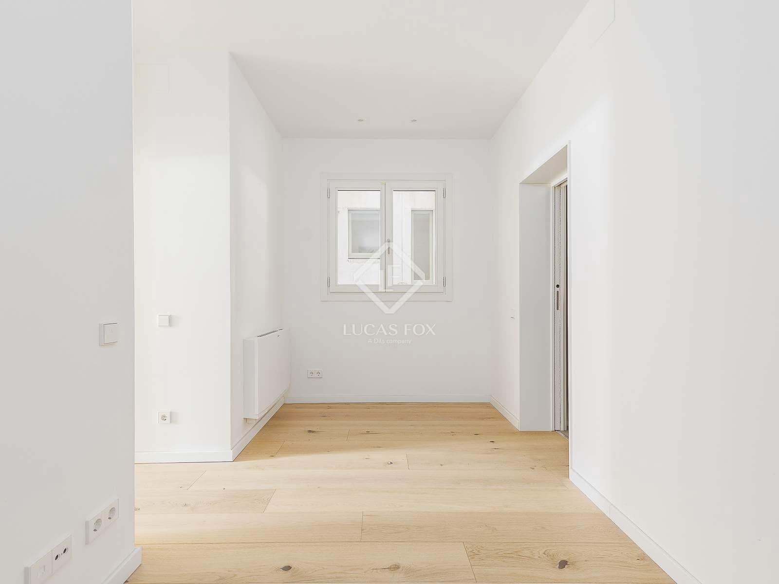 2 slaapkamer Appartement te koop in Barcelona stad - € 1.890.000 (Ref: 7816515)