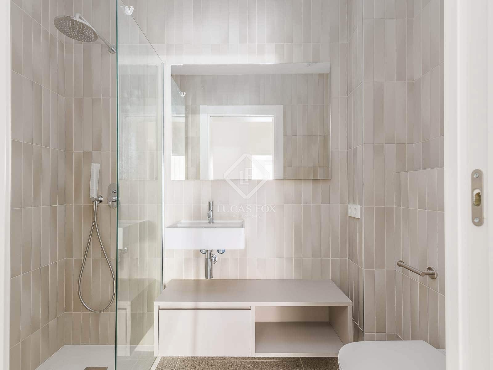 2 slaapkamer Appartement te koop in Barcelona stad - € 1.890.000 (Ref: 7816515)