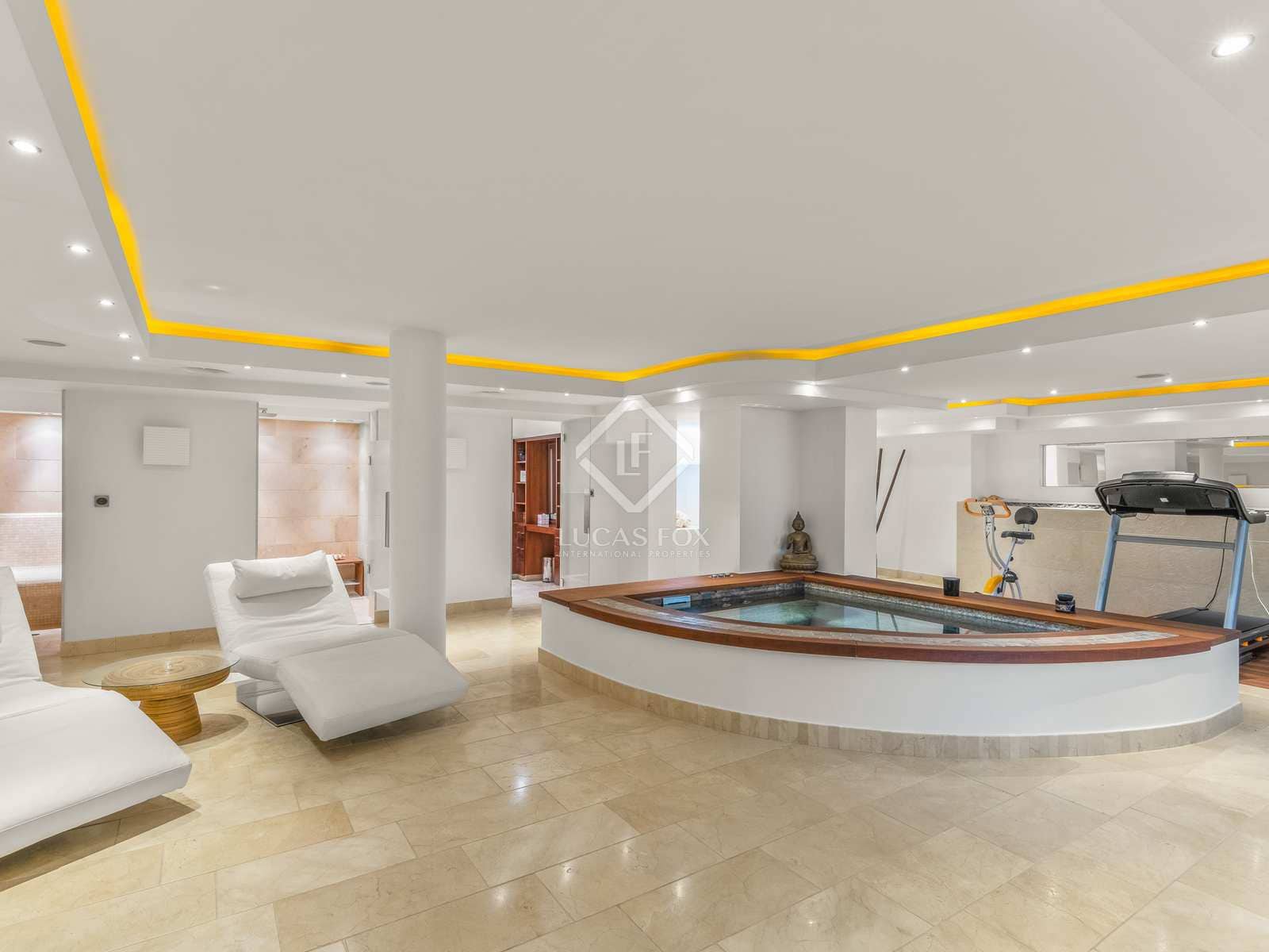 5 chambre Villa/Maison à vendre à Alicante ville avec piscine garage - 5 500 000 € (Ref: 7821059)