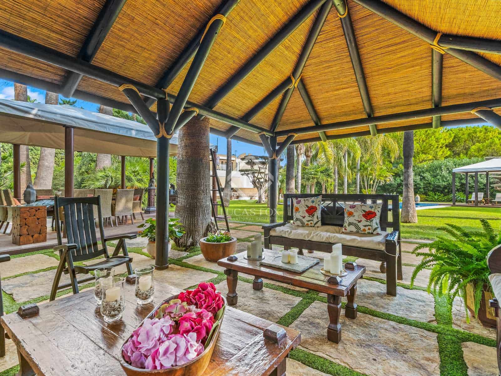 5 chambre Villa/Maison à vendre à Alicante ville avec piscine garage - 5 500 000 € (Ref: 7821059)