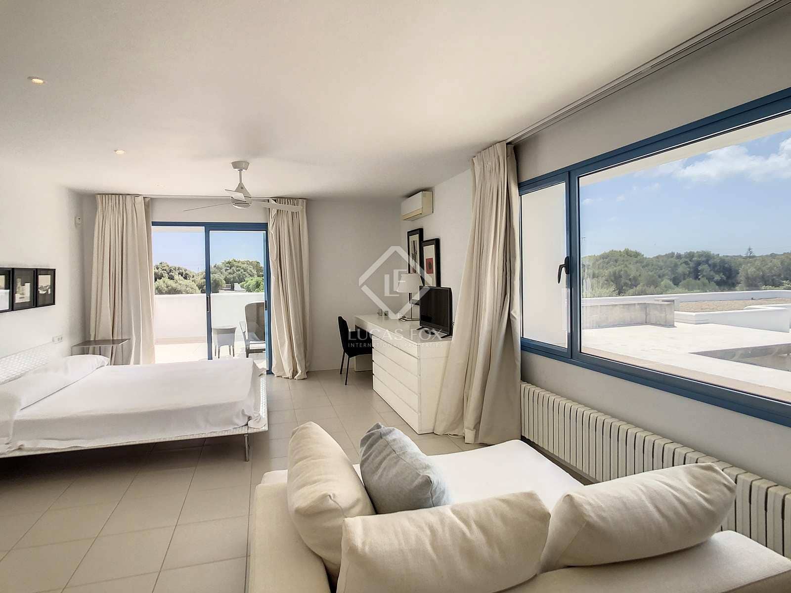 6 soveværelse Villa til salg i San Luis / Sant Lluis med swimmingpool garage - € 2.500.000 (Ref: 7822970)