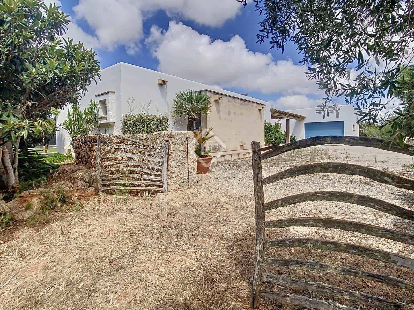 6 soveværelse Villa til salg i San Luis / Sant Lluis med swimmingpool garage - € 2.500.000 (Ref: 7822970)