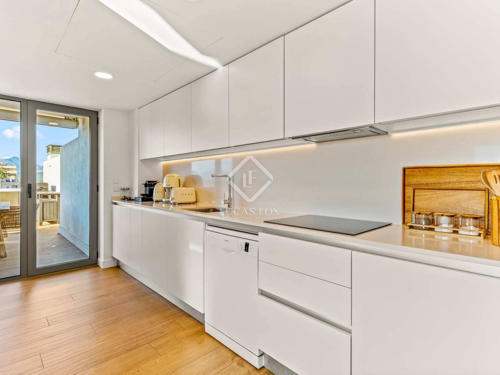 3 sovrum Takvåning till salu i Alicante stad med pool garage - 975 000 € (Ref: 7822972)