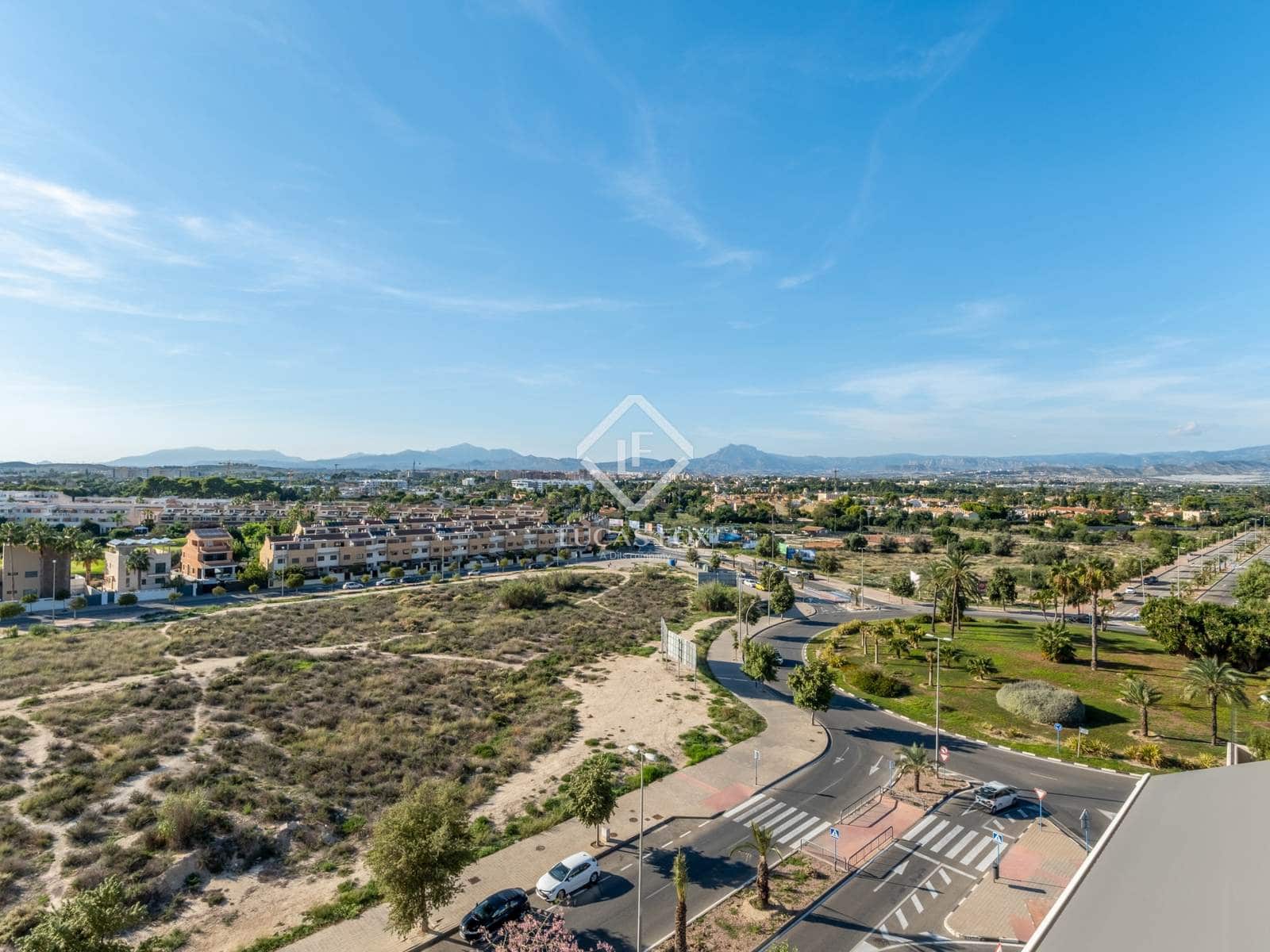 3 sovrum Takvåning till salu i Alicante stad med pool garage - 975 000 € (Ref: 7822972)