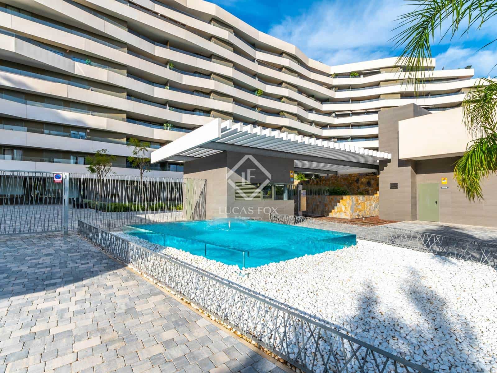 3 sovrum Takvåning till salu i Alicante stad med pool garage - 975 000 € (Ref: 7822972)