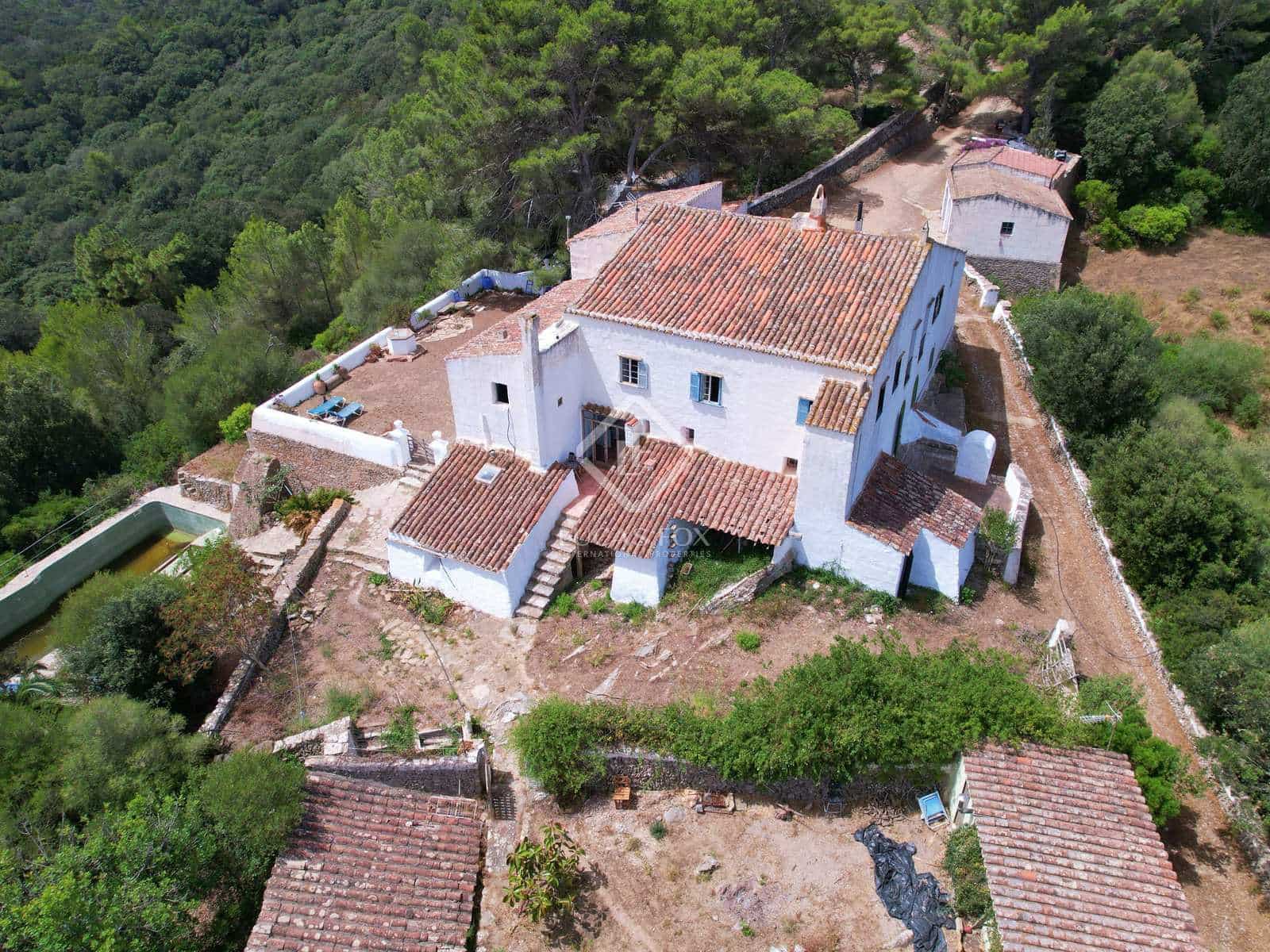 7 soveværelse Finca/Landehus til salg i Es Mercadal med swimmingpool garage - € 5.900.000 (Ref: 7825650)