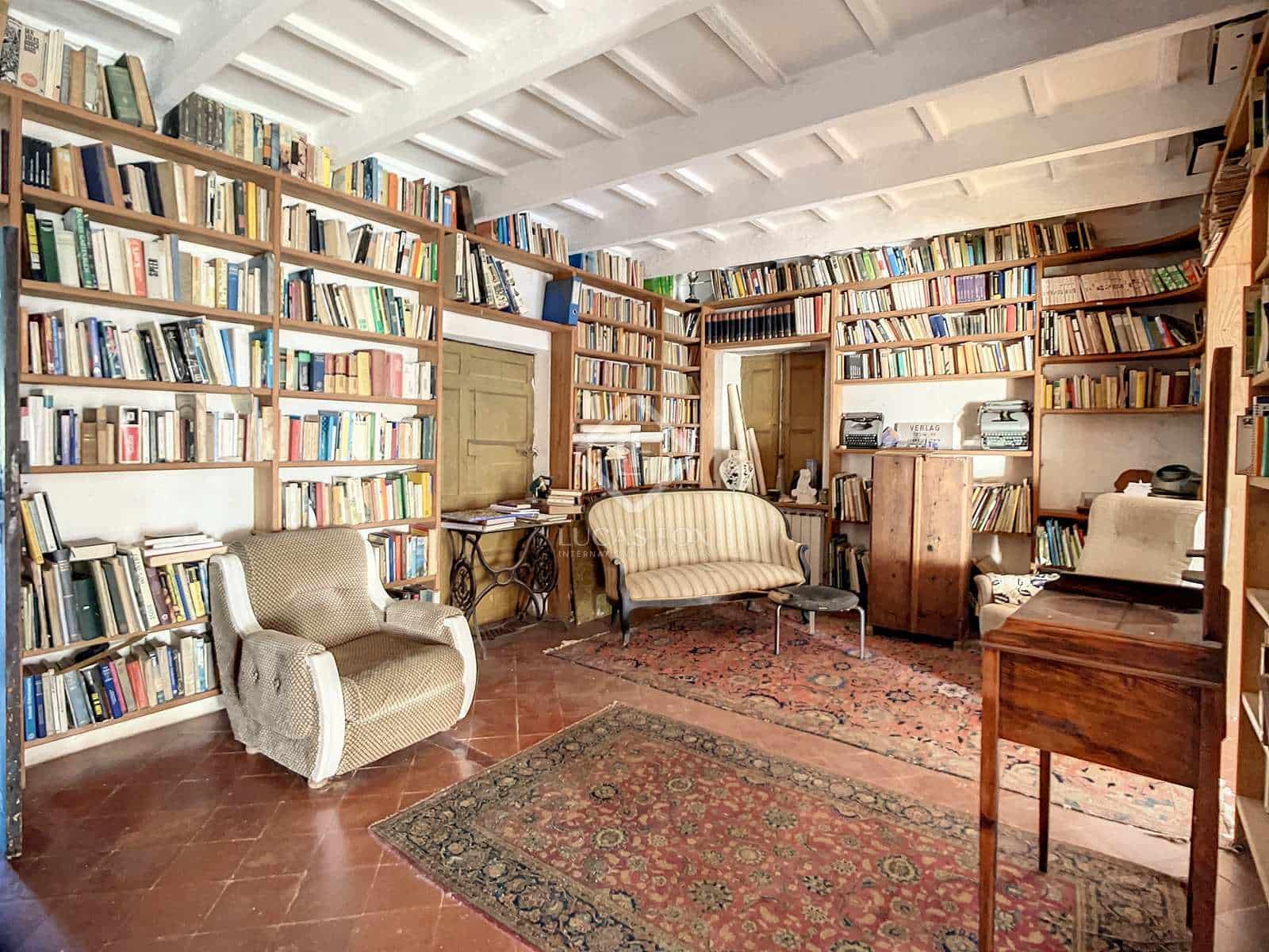 7 soveværelse Finca/Landehus til salg i Es Mercadal med swimmingpool garage - € 5.900.000 (Ref: 7825650)