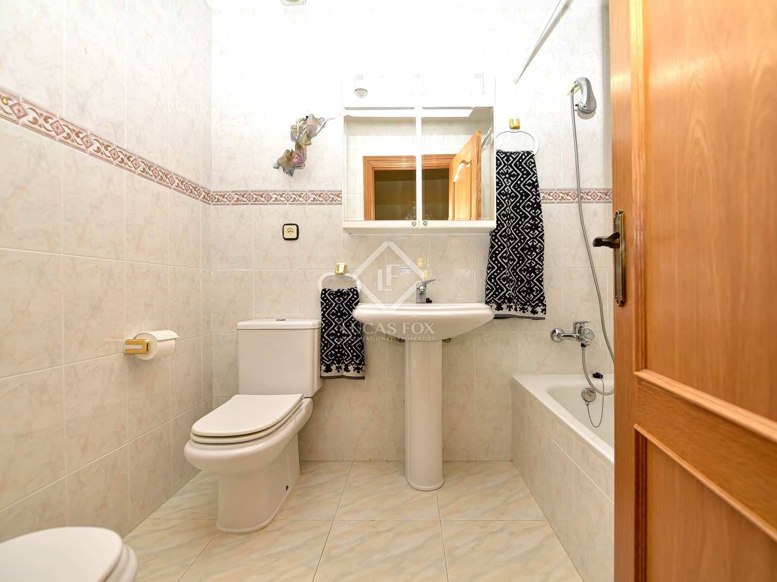 4 slaapkamer Villa te koop in Castell-Platja d'Aro met zwembad garage - € 425.000 (Ref: 7827196)