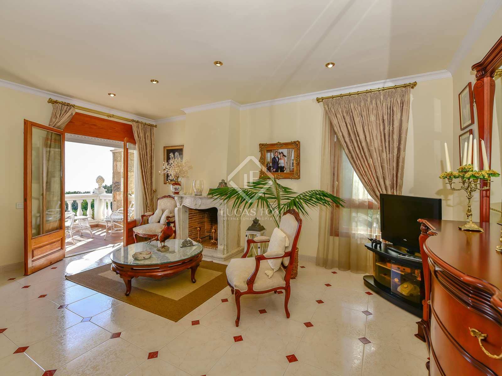 4 sypialnia Willa na sprzedaż w Platja d'Aro z garażem - 590 000 € (Ref: 7829235)