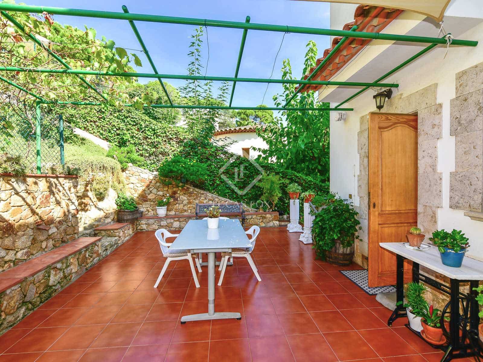 4 sypialnia Willa na sprzedaż w Platja d'Aro z garażem - 590 000 € (Ref: 7829235)