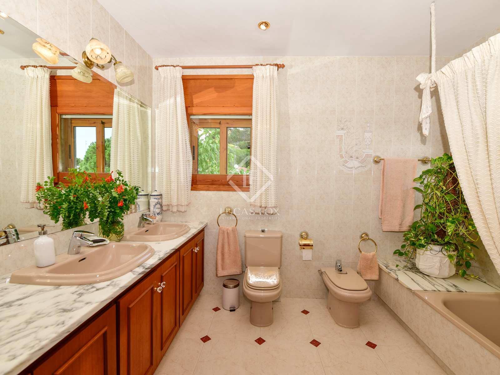 4 sypialnia Willa na sprzedaż w Platja d'Aro z garażem - 590 000 € (Ref: 7829235)