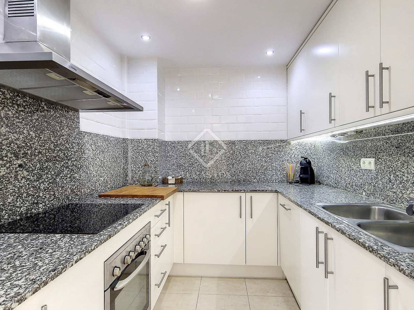 3 soveværelse Lejlighed til salg i Cubelles med swimmingpool garage - € 318.000 (Ref: 7833805)