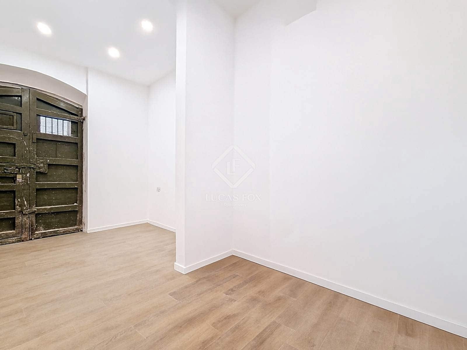 2 bedroom Apartment for sale in Vilanova i la Geltru - € 350,000 (Ref: 7837222)