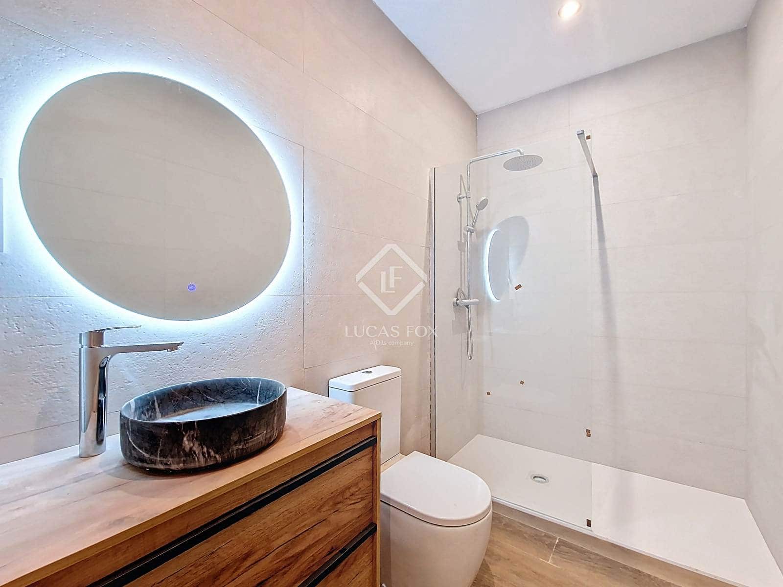 2 bedroom Apartment for sale in Vilanova i la Geltru - € 350,000 (Ref: 7837222)