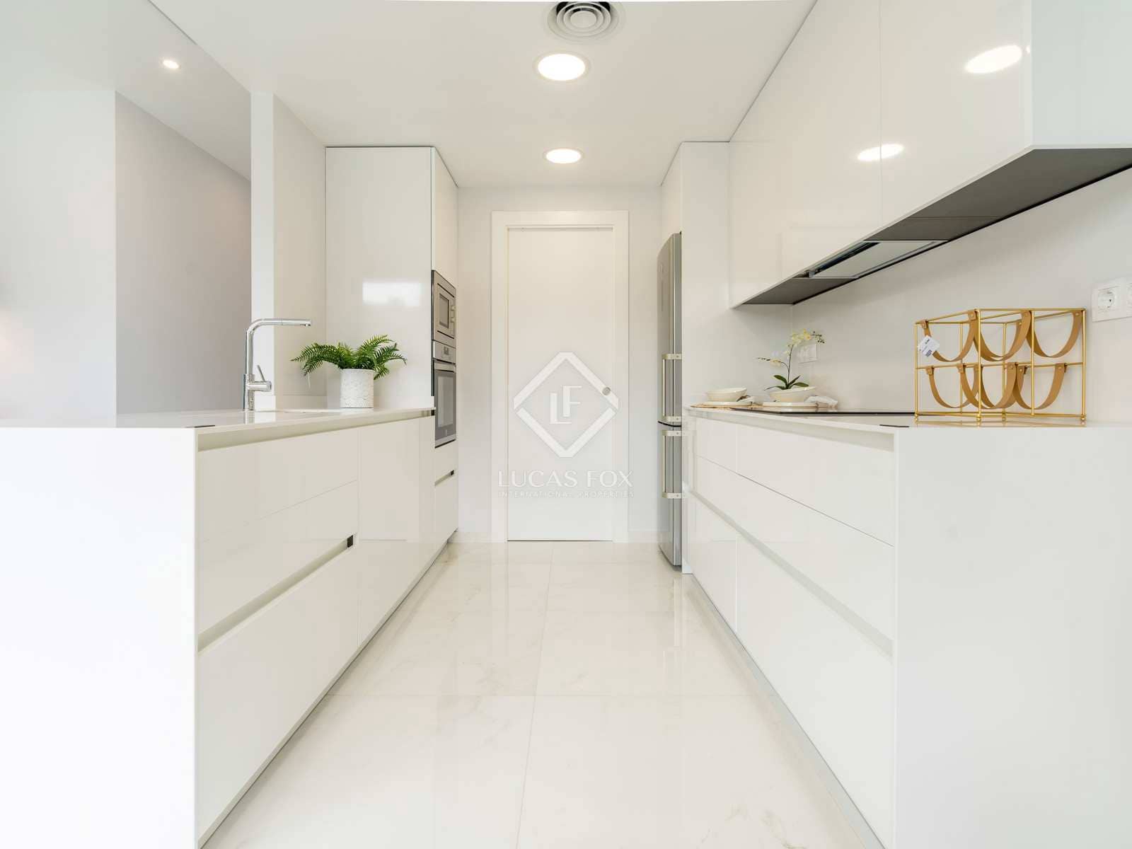 2 soveværelse Lejlighed til salg i Benidorm med swimmingpool garage - € 690.000 (Ref: 7846431)