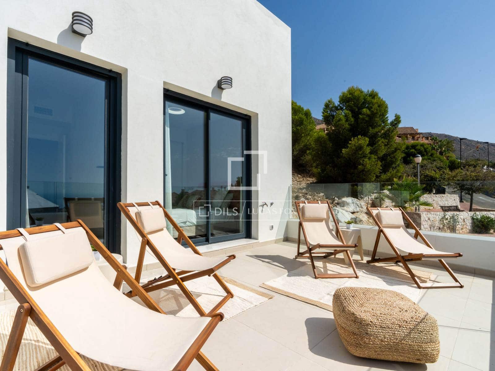 2 bedroom Apartment for sale in Benalmadena with pool garage - € 450,000 (Ref: 7852968)