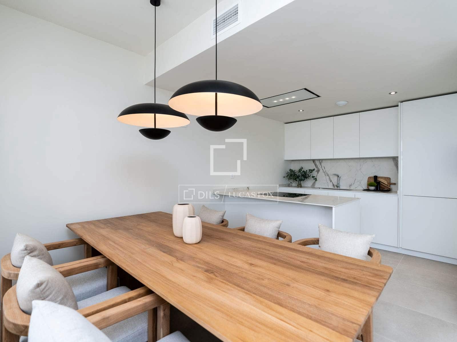 2 bedroom Apartment for sale in Benalmadena with pool garage - € 450,000 (Ref: 7852968)