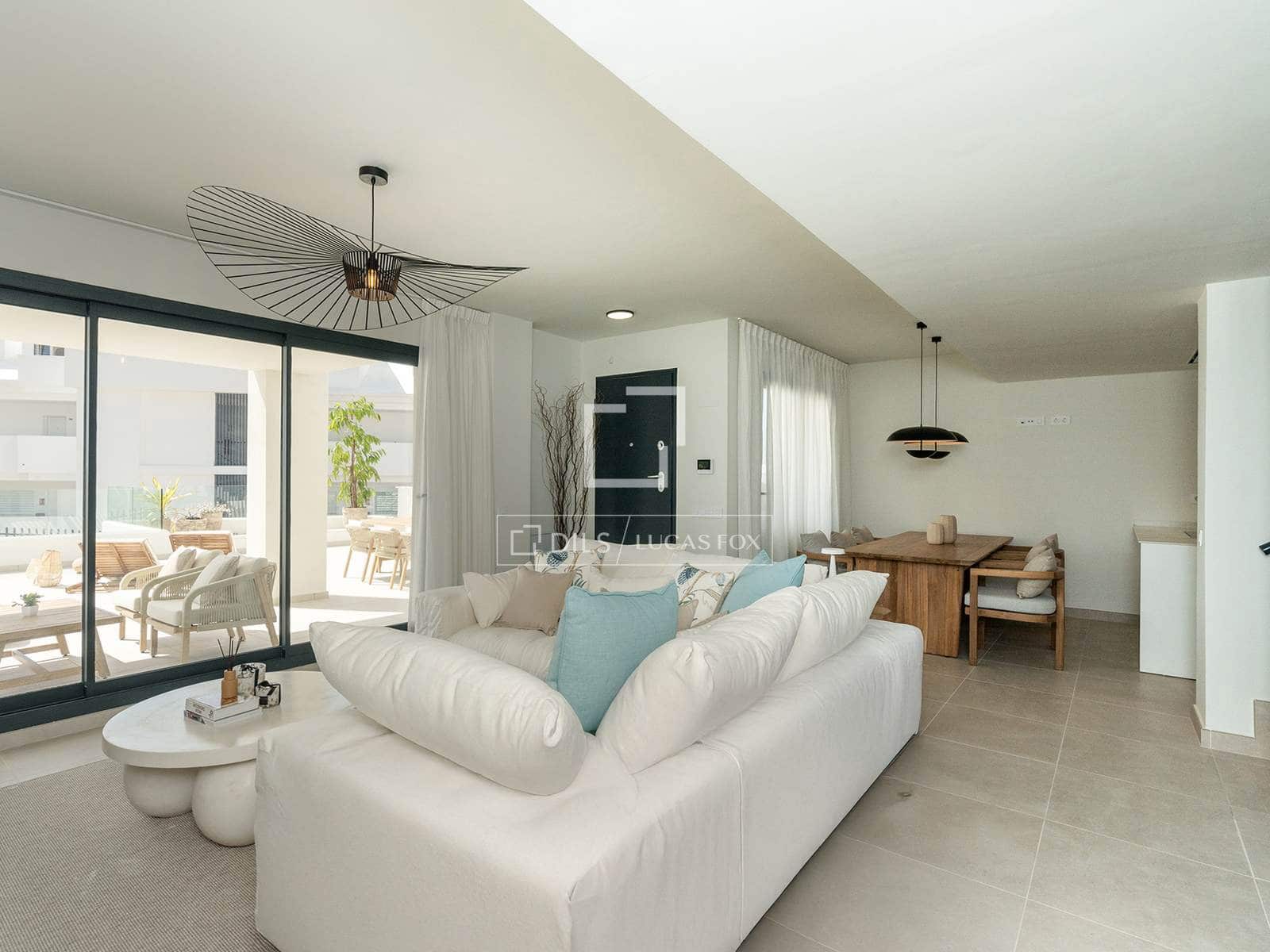 2 bedroom Apartment for sale in Benalmadena with pool garage - € 450,000 (Ref: 7852968)