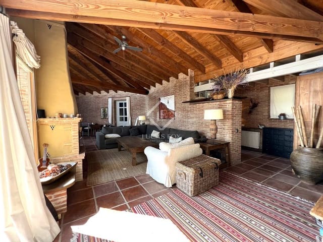 4 quarto Moradia para venda em Santa Cristina d'Aro com garagem - 730 000 € (Ref: 7856513)