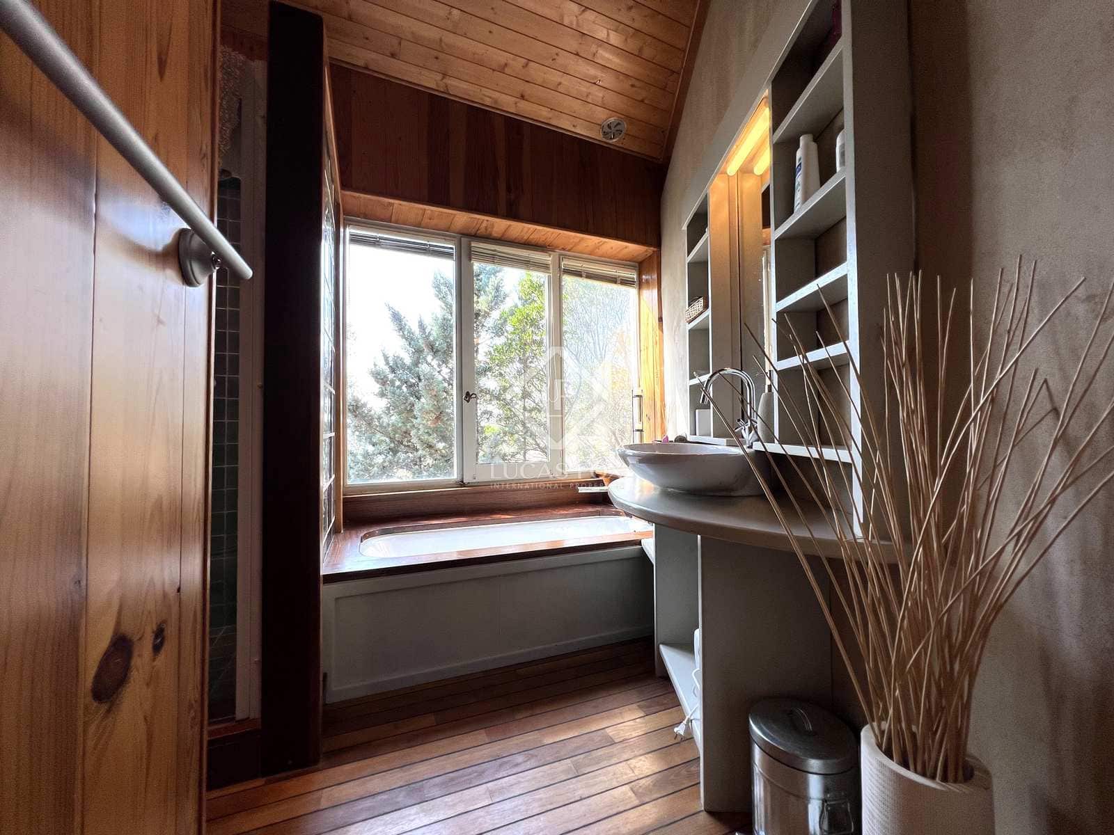 4 sypialnia Willa na sprzedaż w Santa Cristina d'Aro z garażem - 730 000 € (Ref: 7856513)