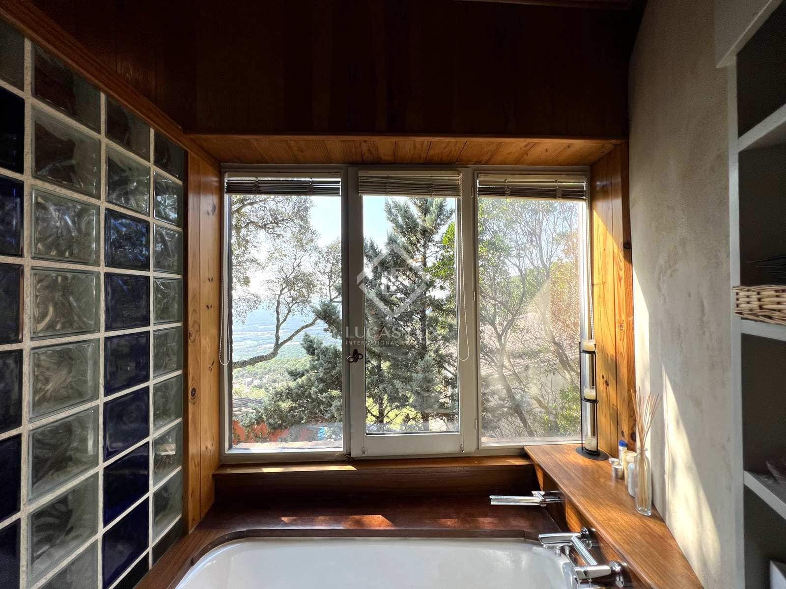 4 sypialnia Willa na sprzedaż w Santa Cristina d'Aro z garażem - 730 000 € (Ref: 7856513)