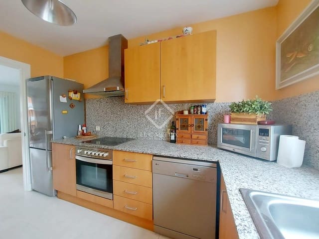 3 soveværelse Lejlighed til salg i Ciutadella de Menorca med swimmingpool garage - € 535.000 (Ref: 7862984)