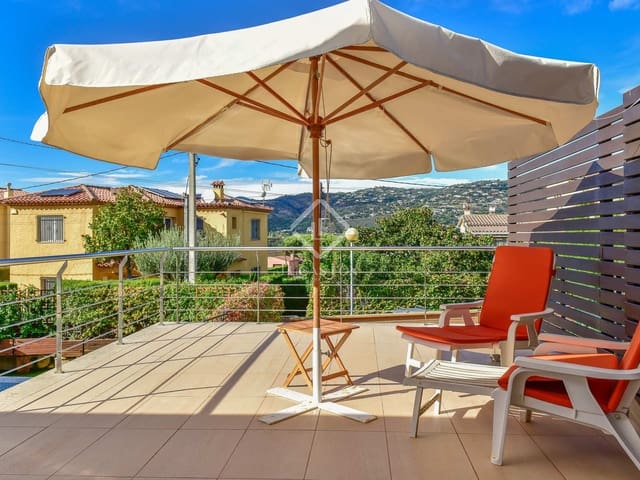 4 sovrum Villa till salu i S'Agaro, Castell-Platja d'Aro med garage - 725 000 € (Ref: 7865020)